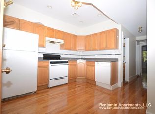 131 Brook St #1, Brookline, MA 02446