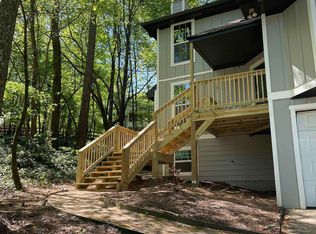 3412 Belleford Ct NE, Roswell, GA 30075