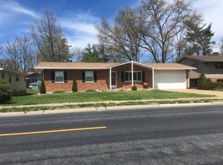 417 S Duchesne Dr, Saint Charles, MO 63301