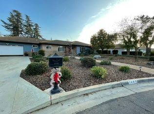 1605 W Vartikian Ave, Fresno, CA
