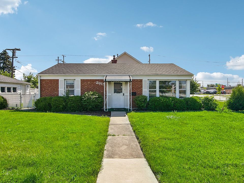 1st image of 2615 Leona St