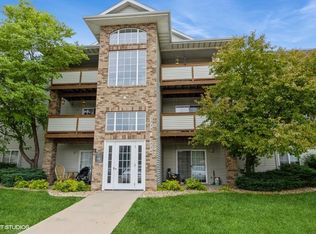 2536 Rushmore Dr, Iowa City, IA 52246