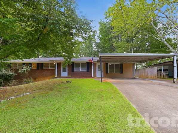 6360 Pine Frost Dr, Douglasville, GA 30135
