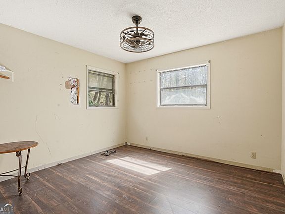 18th image of 118 Titus Valley Rd