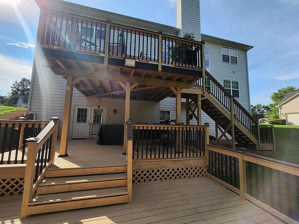 2nd image of 3490 Eagle Rise