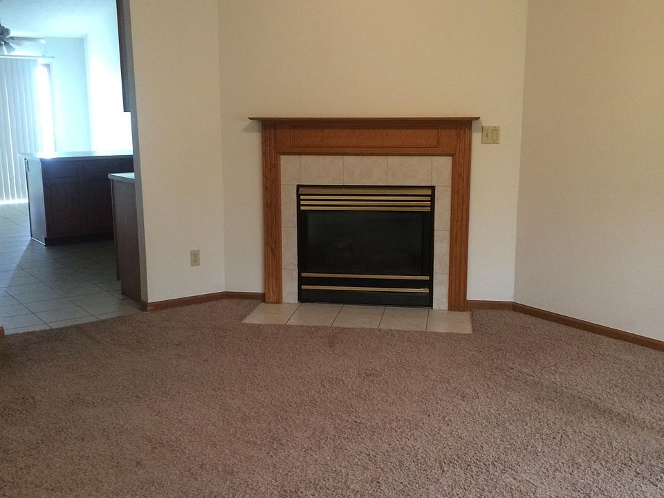 1st image of 3504 Thornhill Cir W