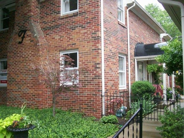 1st image of 970-972 High St APT F2