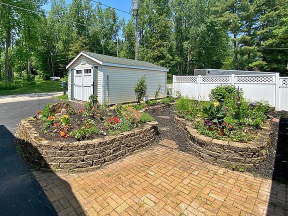 5th image of 16305 Pretty Lake Dr