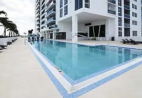 2 bed, 1000 sqft, $2,799 — Photo 3