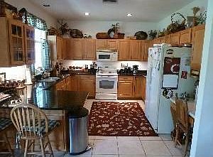 2nd image of 3508 W Leona St