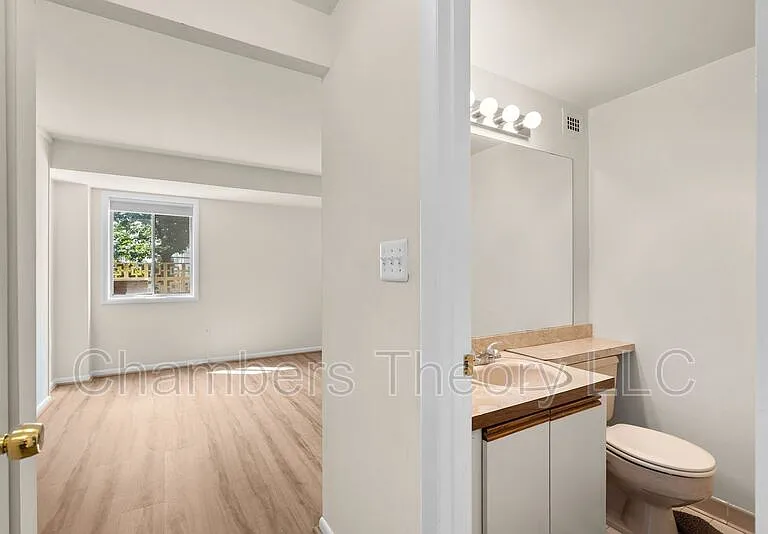 4241 Columbia Pike #101 — Photo 15