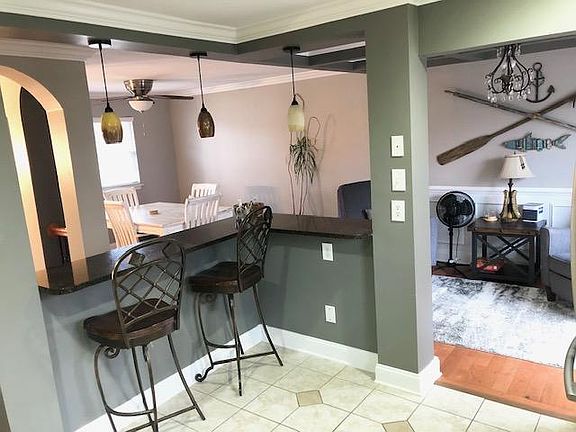 5th image of 7605 Queensbury Dr