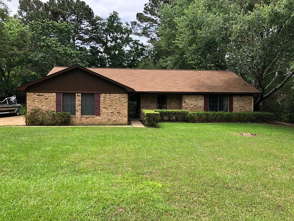 1st image of 2110 Willowbrook Way