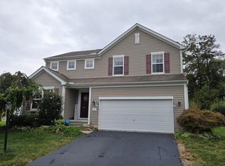 25 Mandolin Ct, Etna, OH 43062