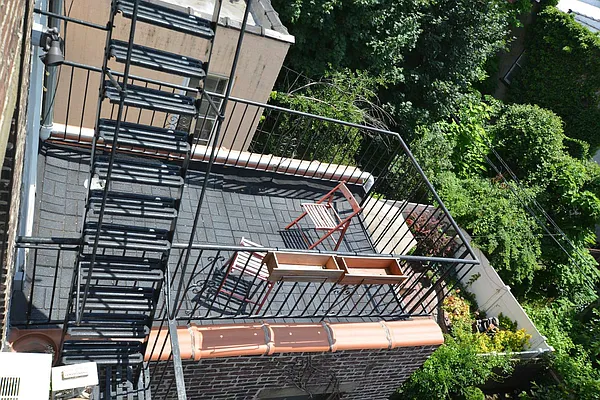 Rented by Makover Group Inc | media 3