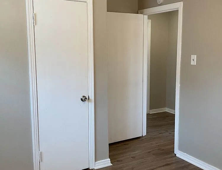 920 Fannin Loop — Photo 12