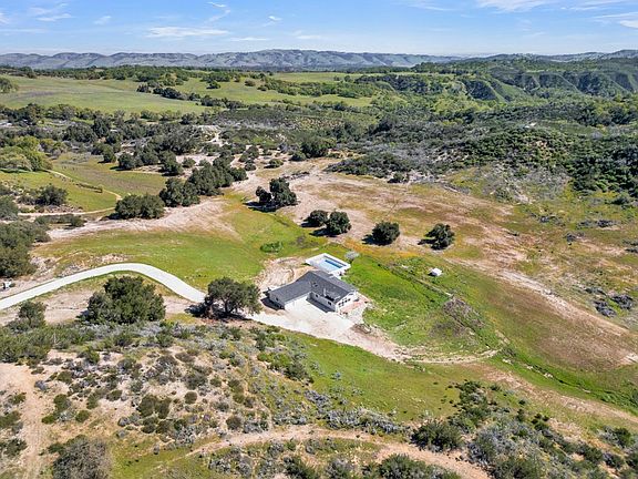 3rd image of 53330 Smith Rd