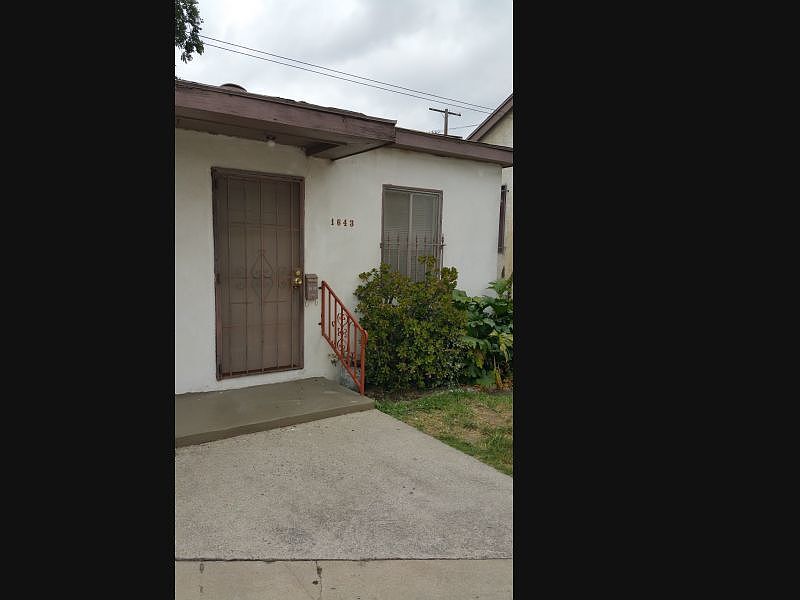 1st image of 1643 W 37th St