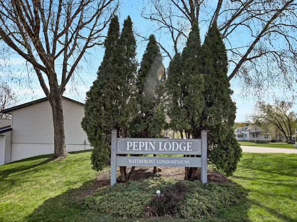 1300 Lakeshore Dr #B1, Lake City, MN 55041