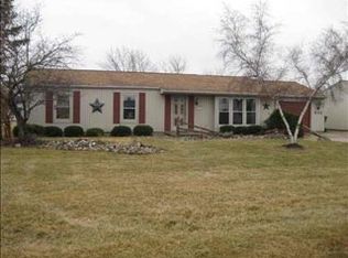 634 Newport Rd, Carleton, MI 48117