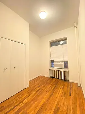 Rented by CitySites Real Estate Group | media 3