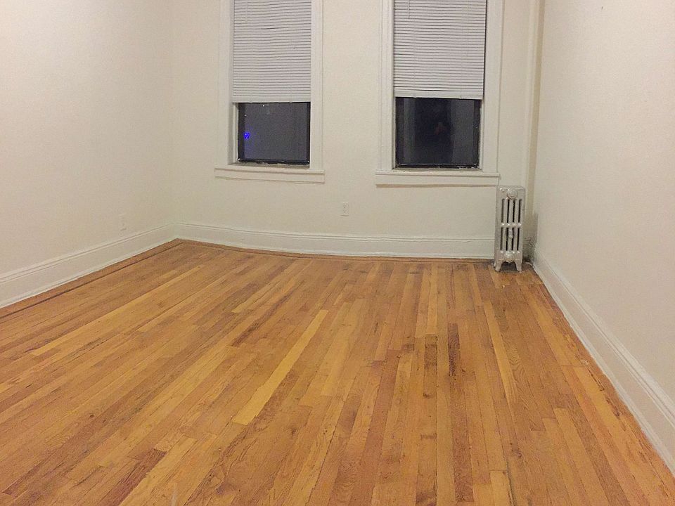 2nd image of 2333 30th Ave APT C4