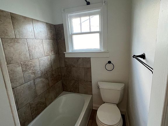 3rd image of 168 Burr St