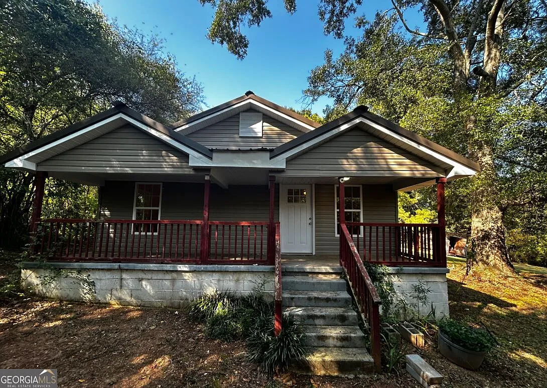 2 bed, 1.0 bath, 896 sqft, $1,150 — Photo 1