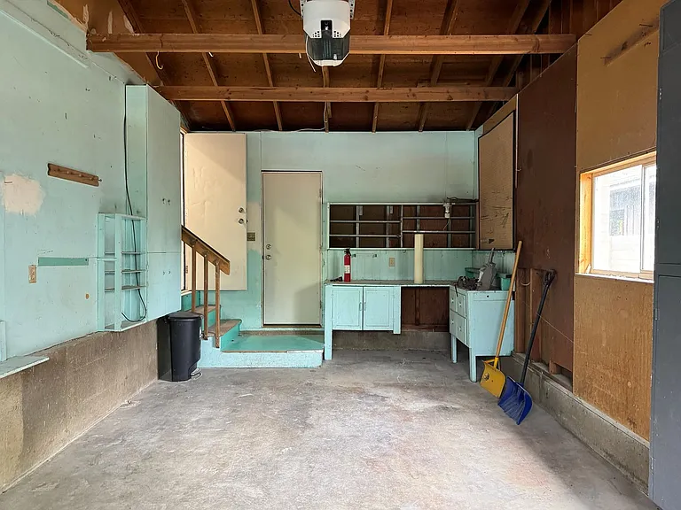 1505 Linden Ave — Photo 26