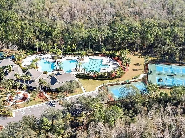 20404 Harvest Oak Ct — Photo 9