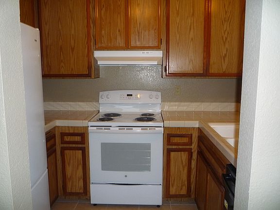 5th image of 2030 Cerrissa Ct Unit A
