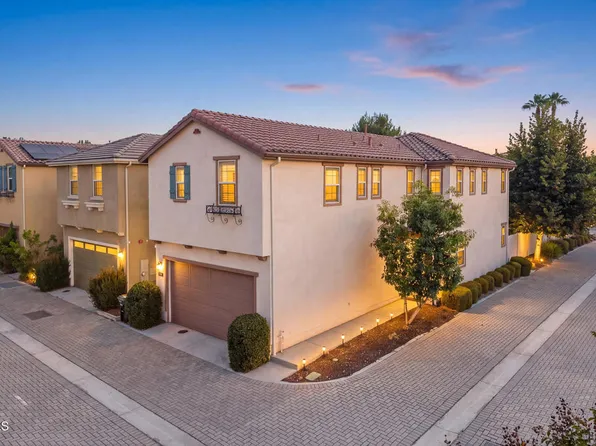 17326 W Parque Vanowen Way, Van Nuys, CA 91406