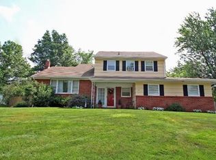 4 Wyndmoor Way, Edison, NJ 08820