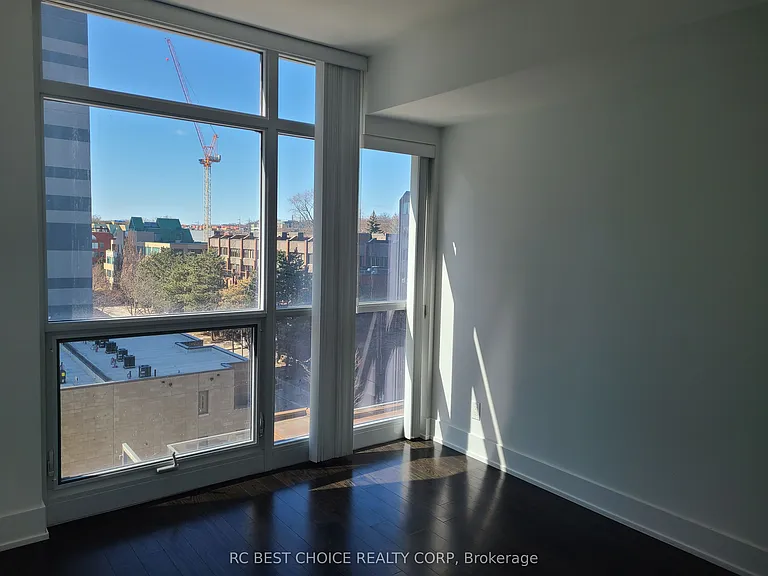 170 Avenue Rd #405 — Photo 20