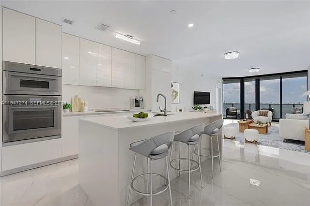 700 NE 24th St #4106 — Photo 41