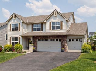 15590 Creekside Ln, Osseo, MN 55369