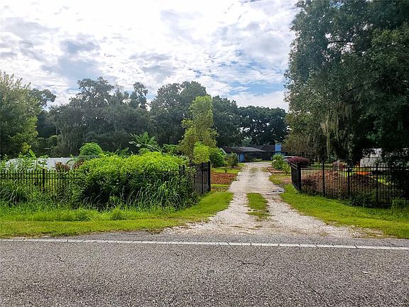 4th image of 10001 E Sligh Ave
