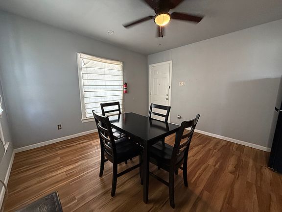4th image of 135 E Quill Dr #2