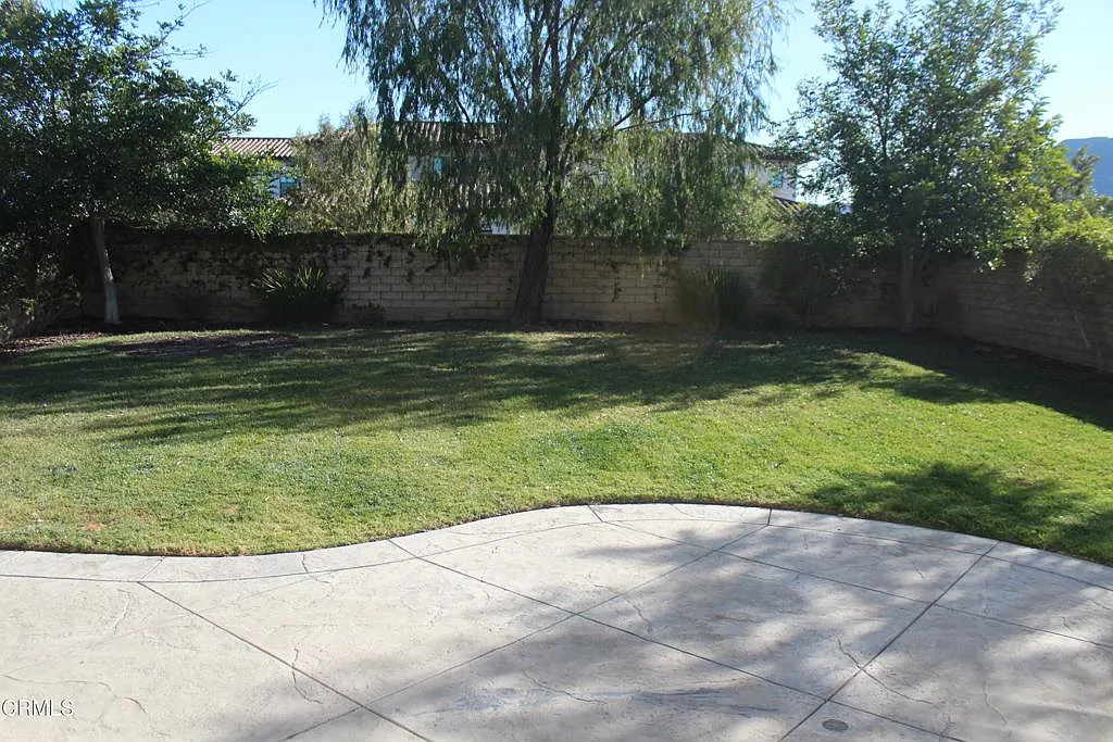 6 bed, 4.0 bath, 3129 sqft, $5,800 — Photo 3