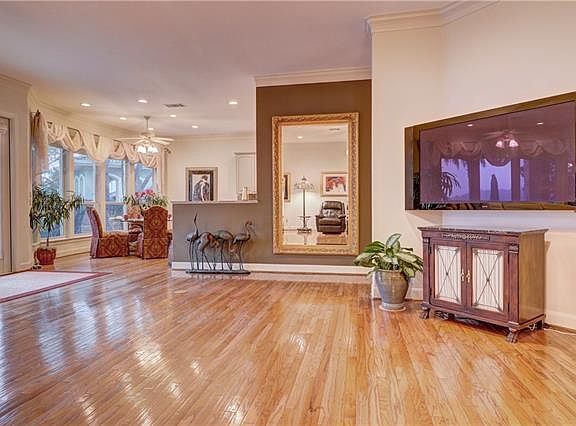 2nd image of 4731 Cat Mountain Dr