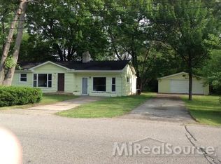 757 Colebrook Dr, Troy, MI 48083