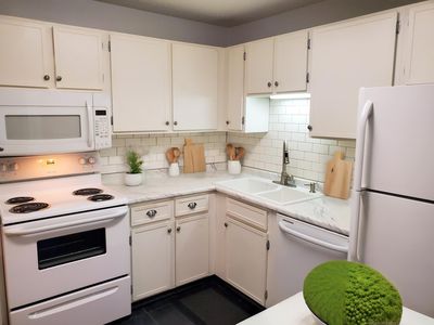 1700 Four Oaks Rd APT 234, Eagan, MN, 55121