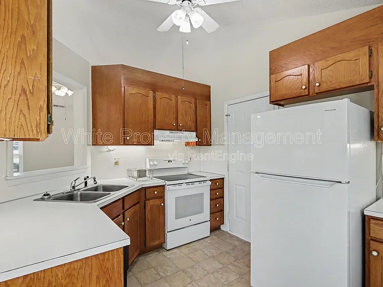 4609 Falcon Chase Dr SW — Photo 14