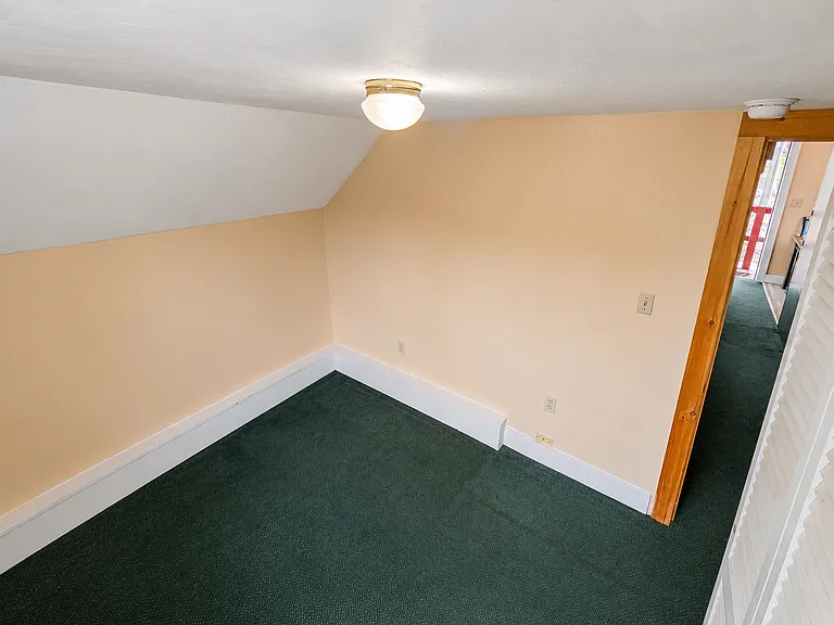 190 Main St #C2 — Photo 10