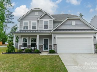 3205 Berry Creek Rd, Charlotte, NC 28214