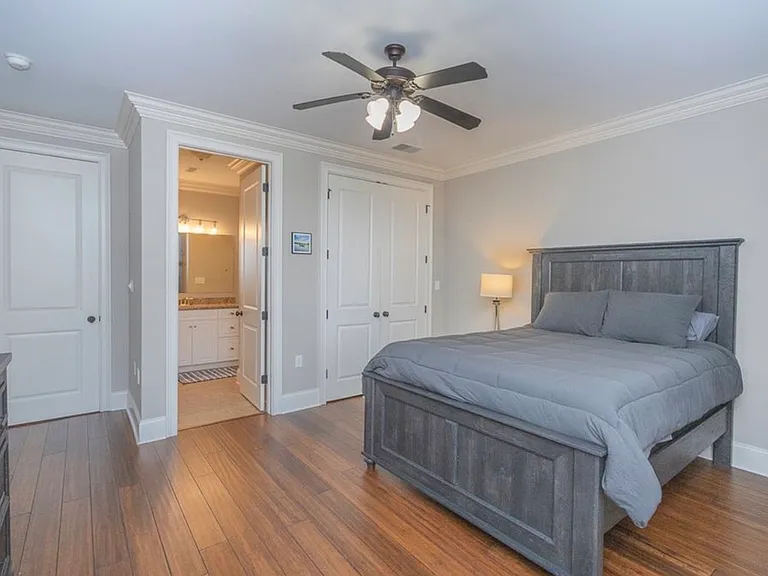 122 Regatta Dr — Photo 10