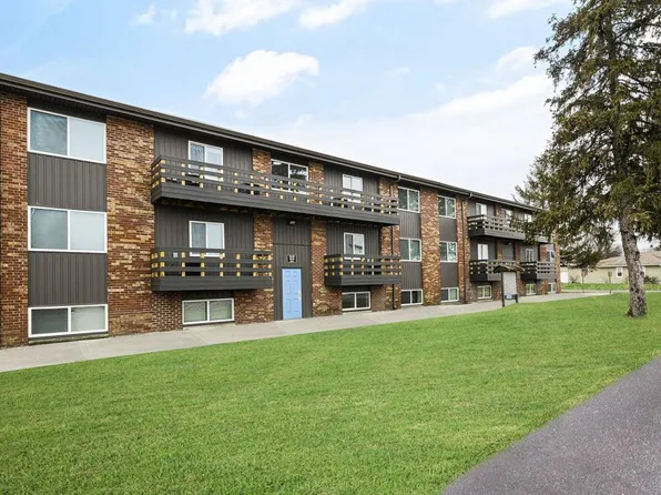 Metro Apartments at Wood River