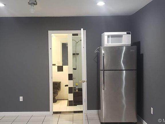 3rd image of 3001 SW 117th Ave #0