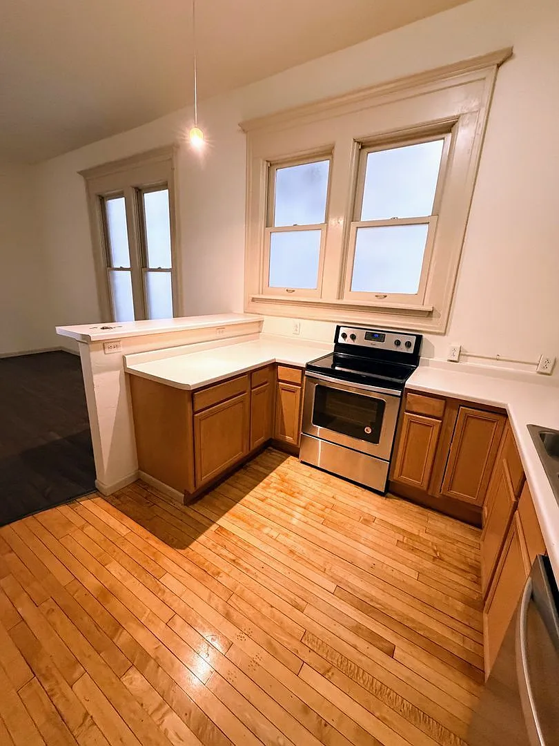 1 bed, 1.0 bath, 675 sqft, $1,095 — Photo 3