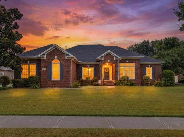 520 Thoreau Spring Ct, Madison, AL 35758
